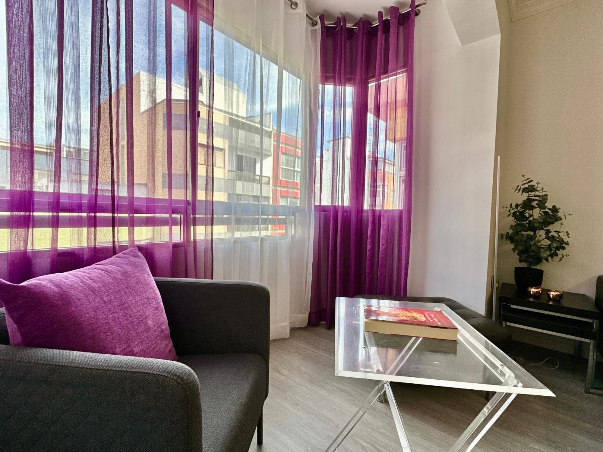 Hostiguest Coliving Leon Y Castillo لاس بالماس دي غران كاناريا المظهر الخارجي الصورة