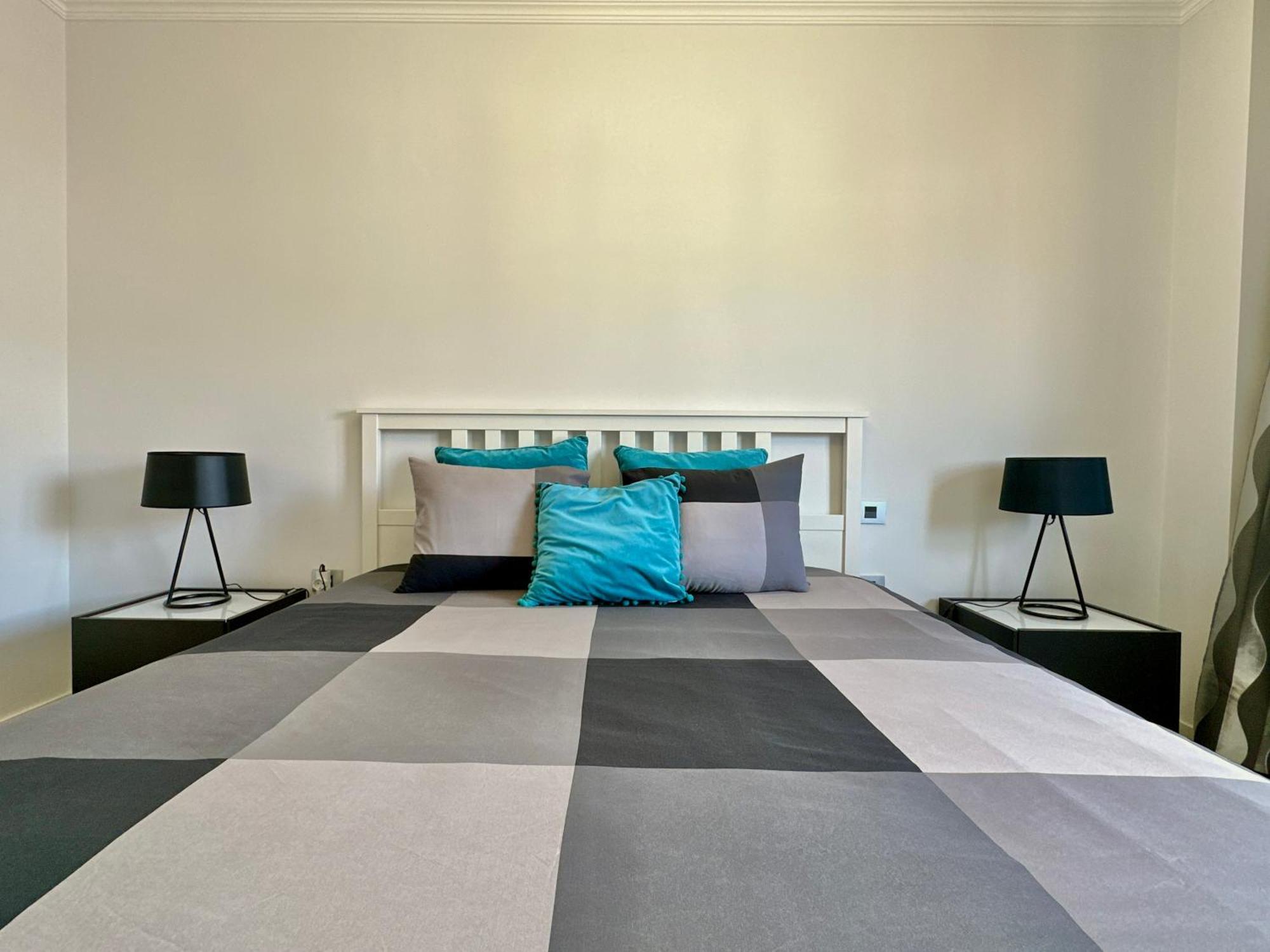 Hostiguest Coliving Leon Y Castillo لاس بالماس دي غران كاناريا المظهر الخارجي الصورة