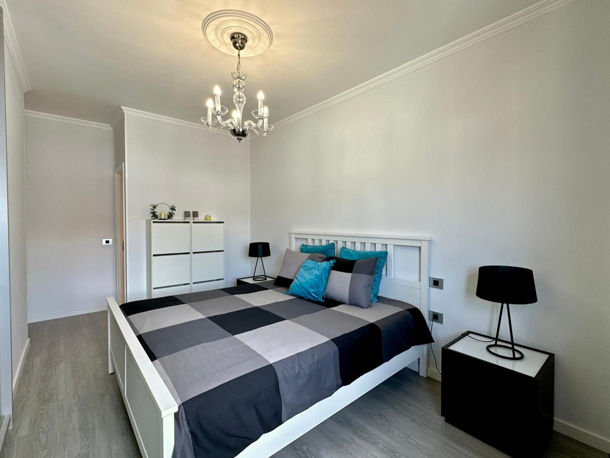 Hostiguest Coliving Leon Y Castillo لاس بالماس دي غران كاناريا المظهر الخارجي الصورة
